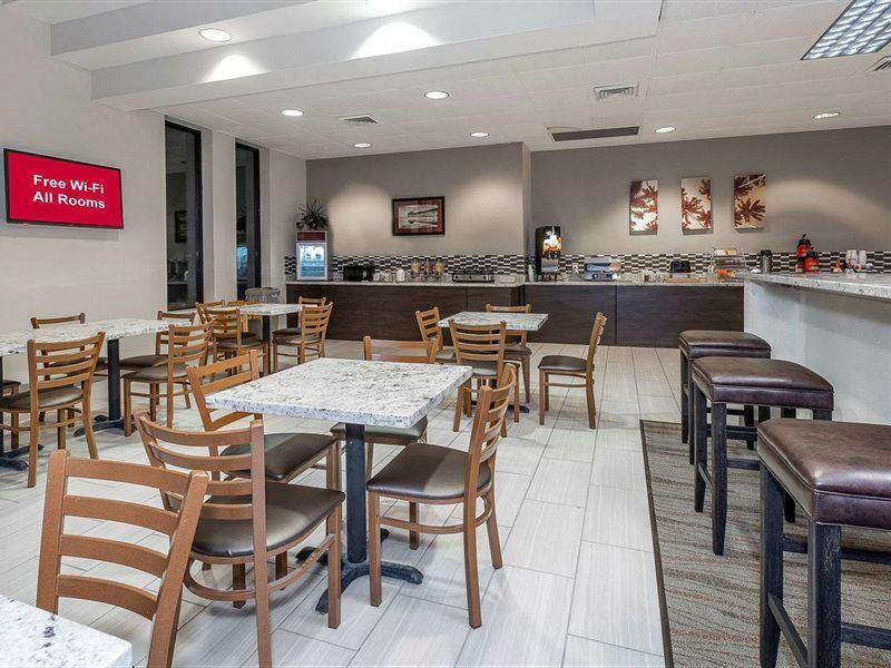 Red Roof Inn Gulfport - Biloxi Airport Dış mekan fotoğraf